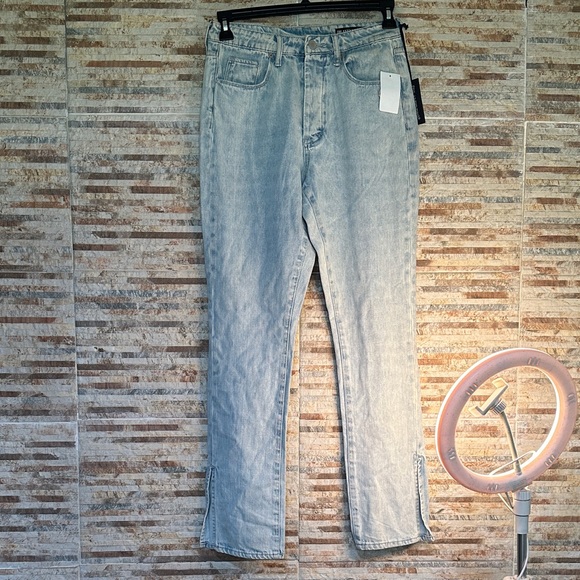 Blank NYC Sky Blue Straight Leg Jeans - Picture 1 of 5